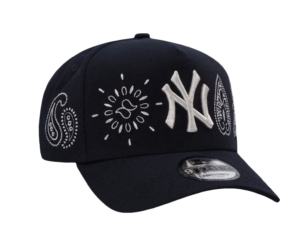 NY Yankees Black Paisley