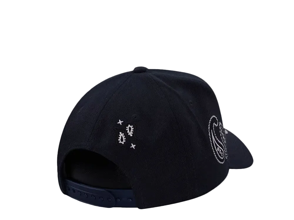 NY Yankees Black Paisley