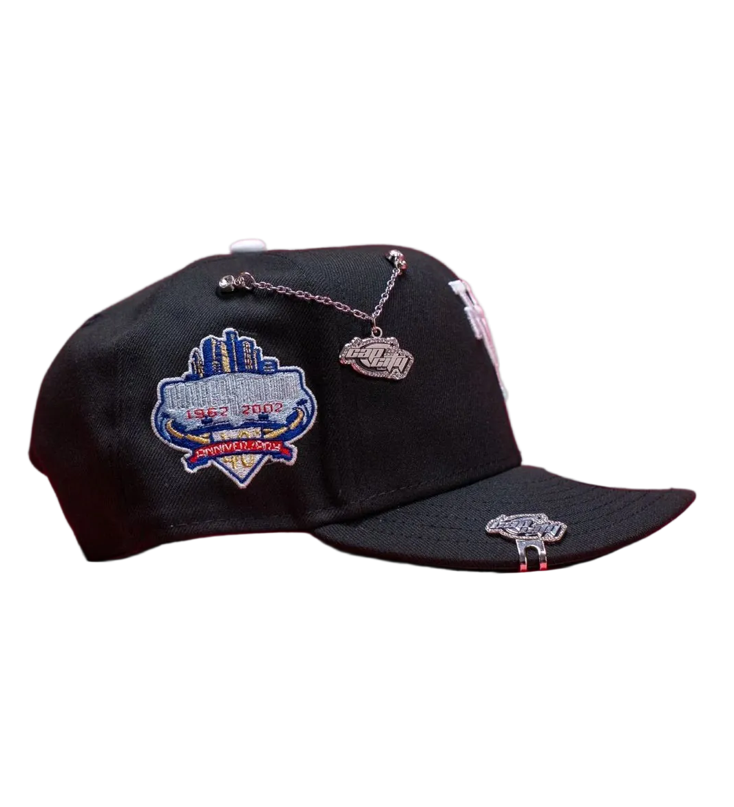 LA Dodgers Upside Down (No incluye Pines)
